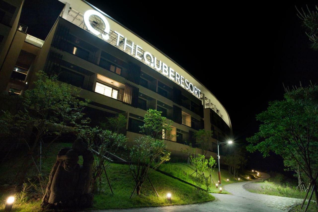 The Qube Resort Jeju Согвипхо Экстерьер фото